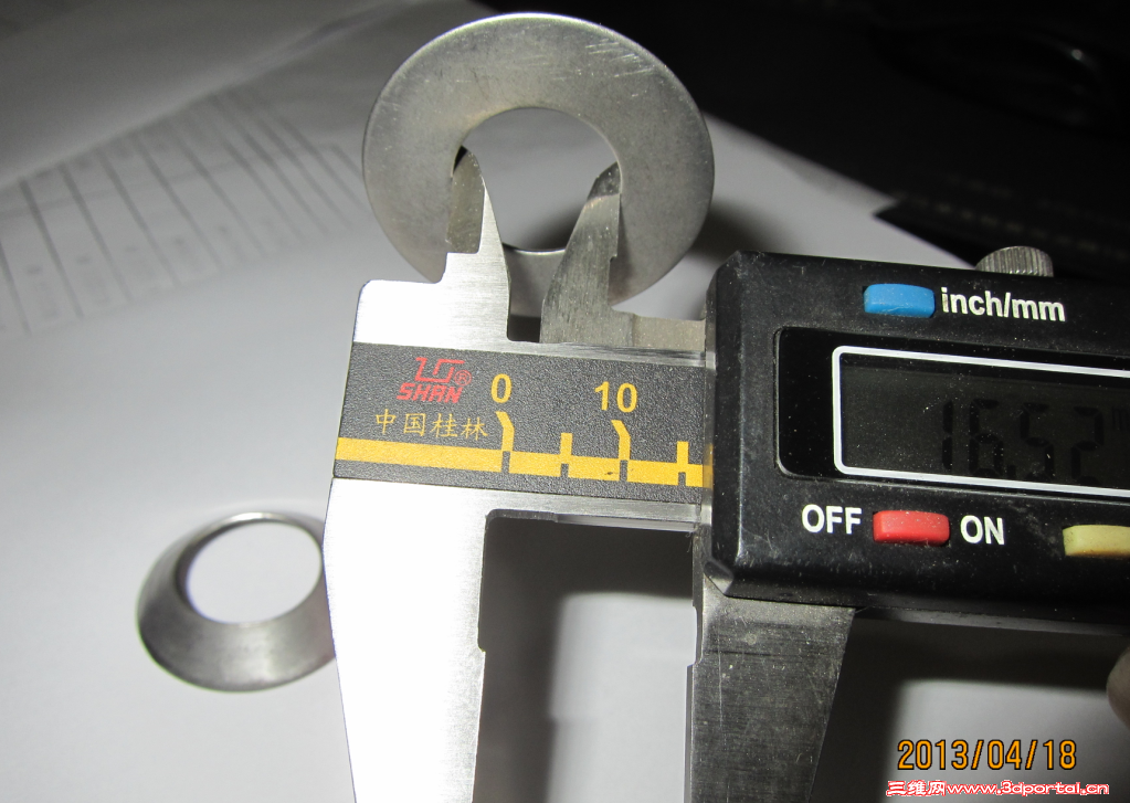 ���ϰ��Ʒ��Բ�ߴ�