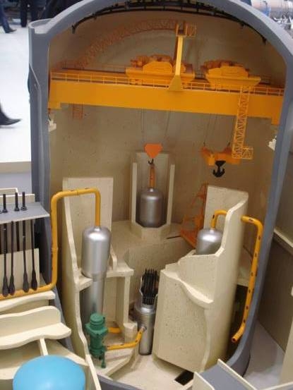 1000MW�˵�վ�ڲ��ṹʾ��ͼ֮��