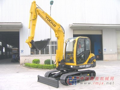 ����ع�YC60���Ĵ�ʽҺѹ�ھ���ٻ�2008 CEMA���С���ھ������