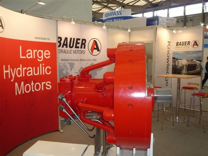 bauer motor.JPG